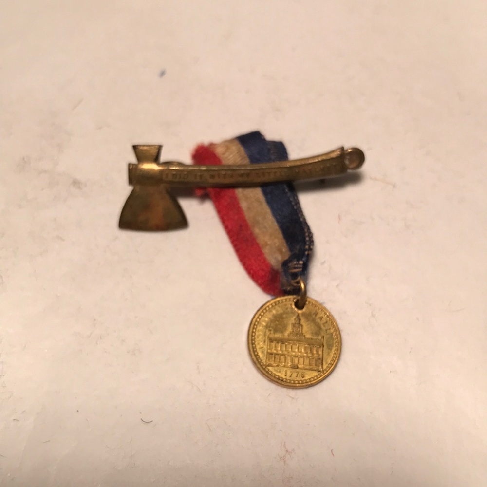 "1776" Independence Hall and Liberty Bell Tiny Medal Like George B. Soley 13mm